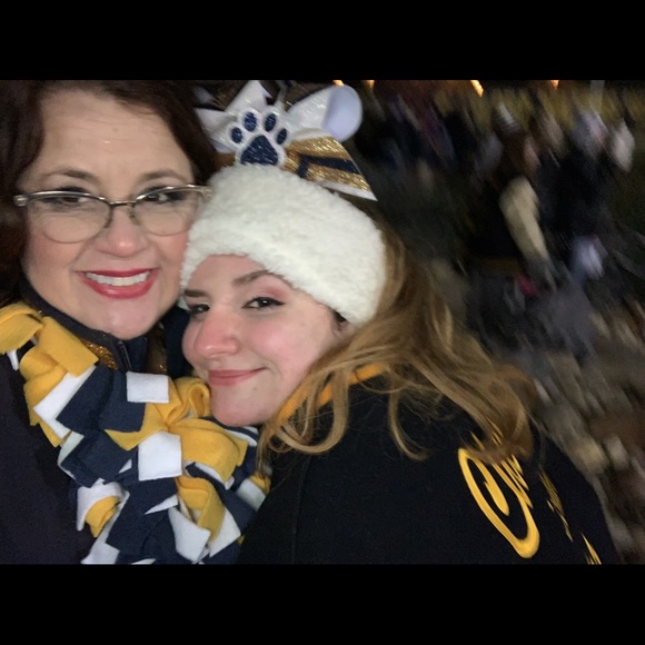 Meet your Posher, Thaya - Picture 5 of 6